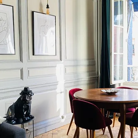 莱斯卡林斯德翁弗勒尔酒店