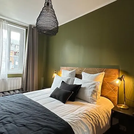 莱斯卡林斯德翁弗勒尔酒店