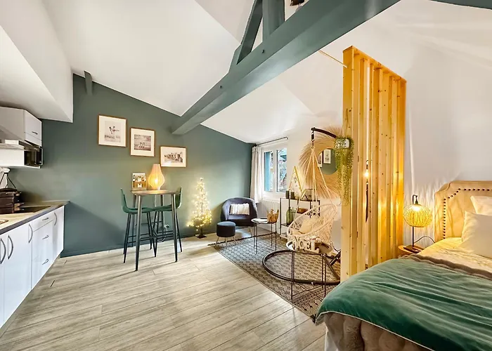 Les Calins D'honfleur Appartamento